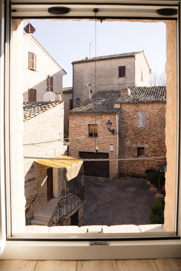 La Trave Bed and Breakfast Montecosaro  Exteriör bild